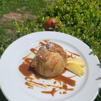 Photo des plats issus de la cuisine proposée au Prieuré Saint Gabriel